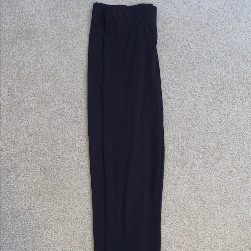 black leggings